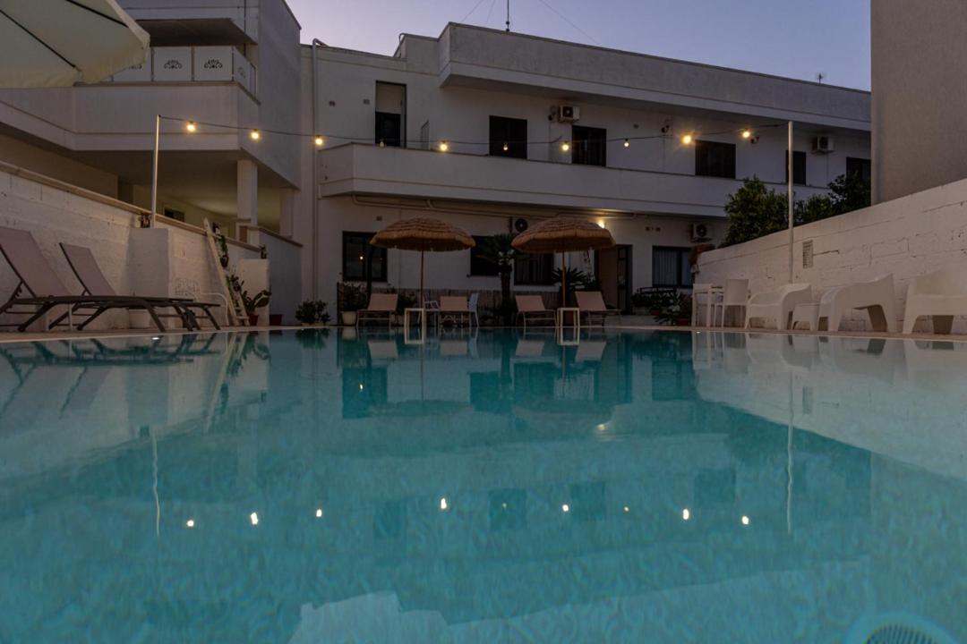La Gemma Del Salento Rooms&Apartments Racale Buitenkant foto